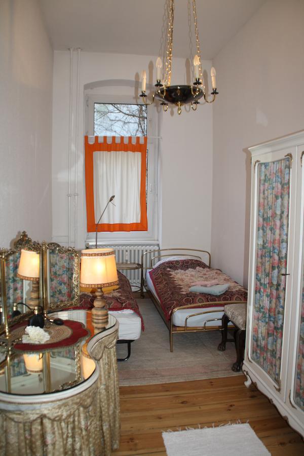 Kant Berlin Room photo